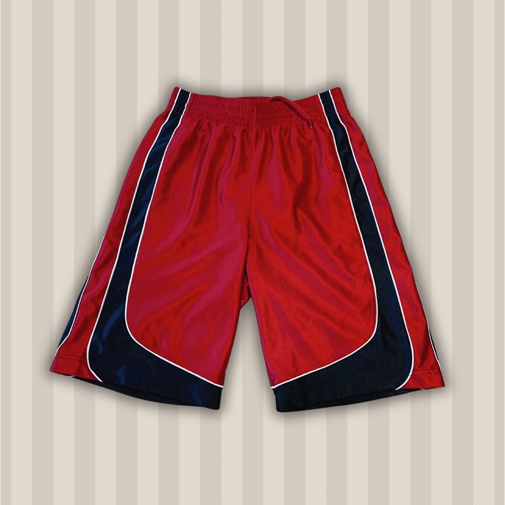 Second Hand Champs black & red basketball shorts - Size Medium